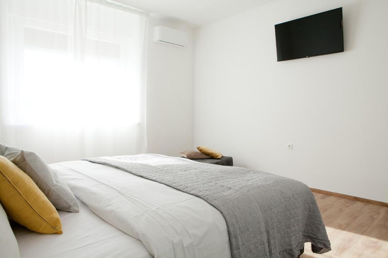 Apartment Mila ซาดาร์ ภายนอก รูปภาพ