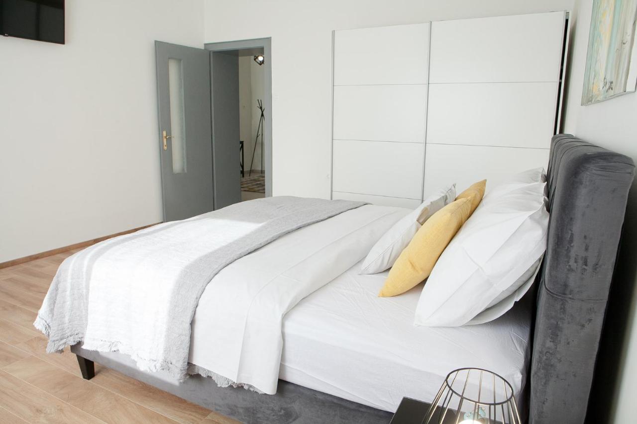 Apartment Mila ซาดาร์ ภายนอก รูปภาพ