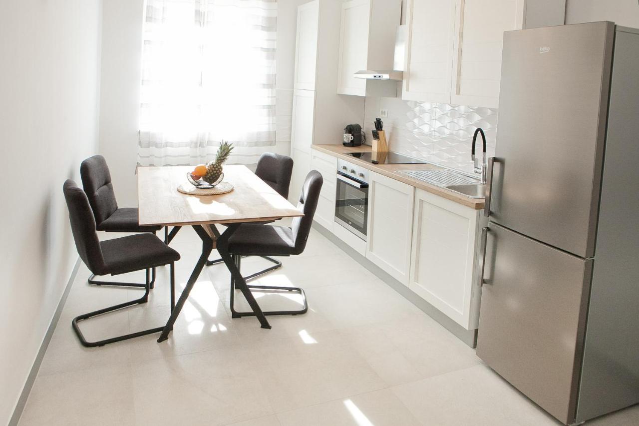 Apartment Mila ซาดาร์ ภายนอก รูปภาพ